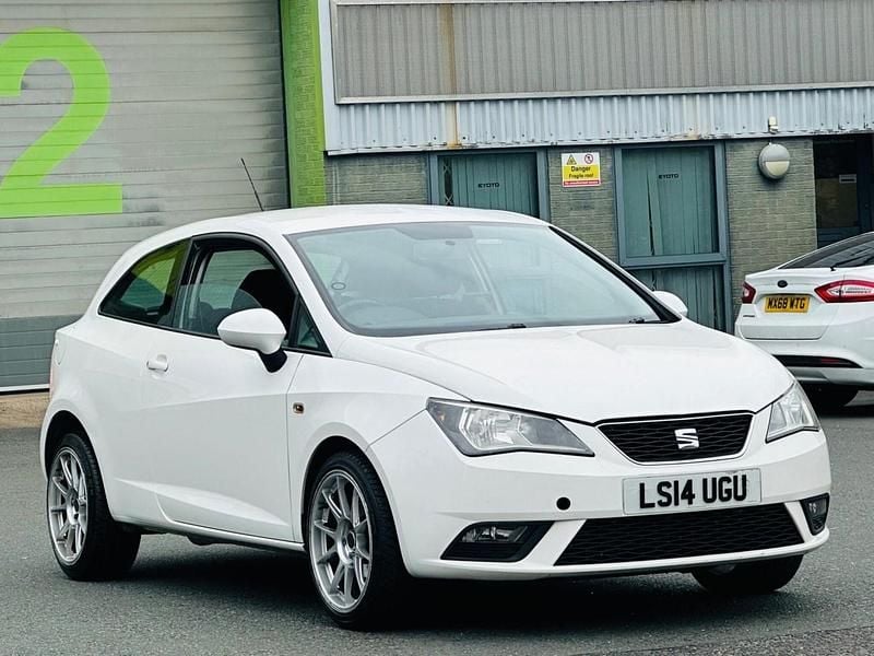 White Used 2014 Seat Ibiza Sport Coupe | £2,299 (Fair price) - Image 1/4