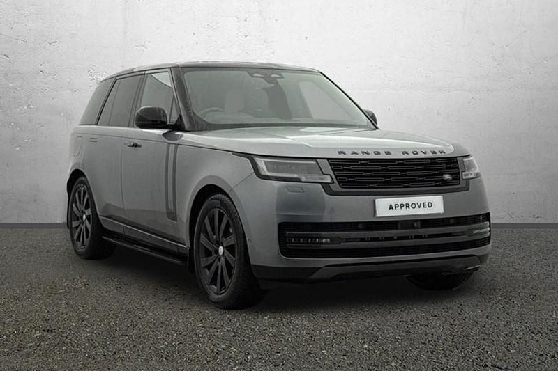 Grey Used 2025 Land Rover Range Rover SE SUV | £90,990 (Super price) - Image 1/1