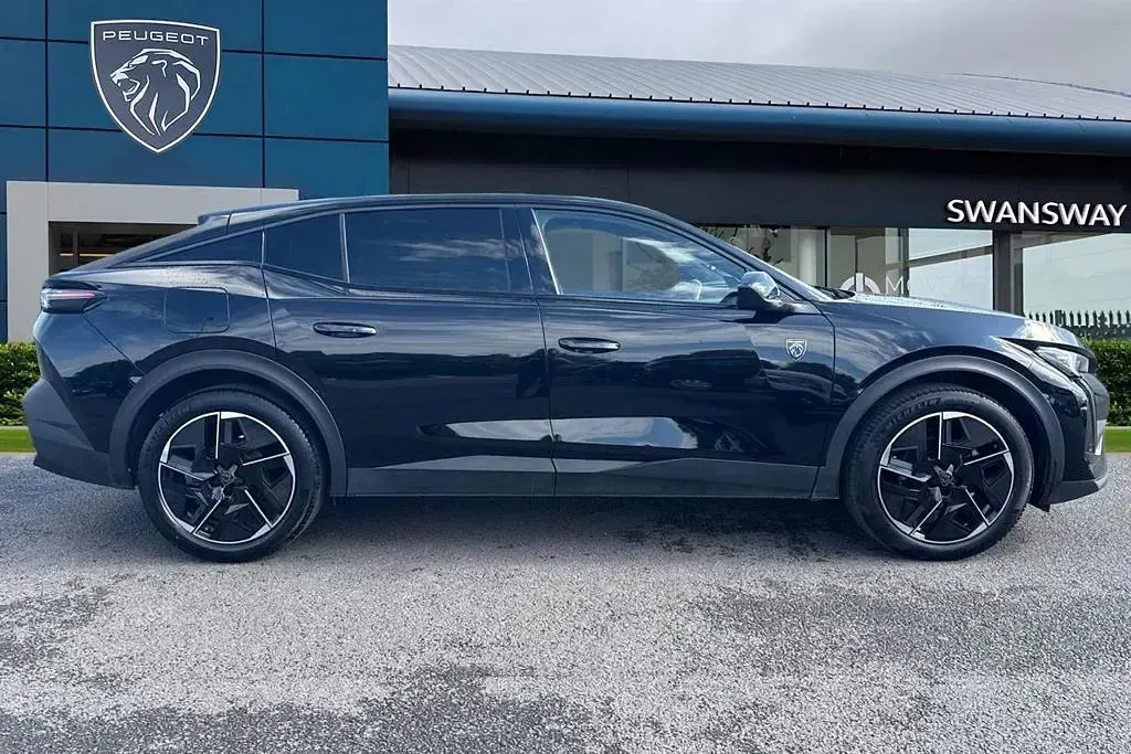 Used Peugeot 408 GT 129 HP (94 kW) 2024 Black SUV