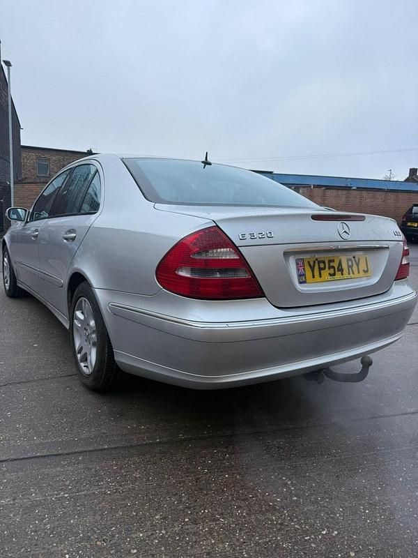 Used Mercedes E320 Avantgarde 2004 Silver Sedan
