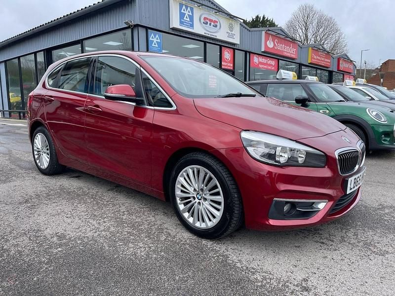 Used BMW 218 Luxury Line 2016 Red Hatchback