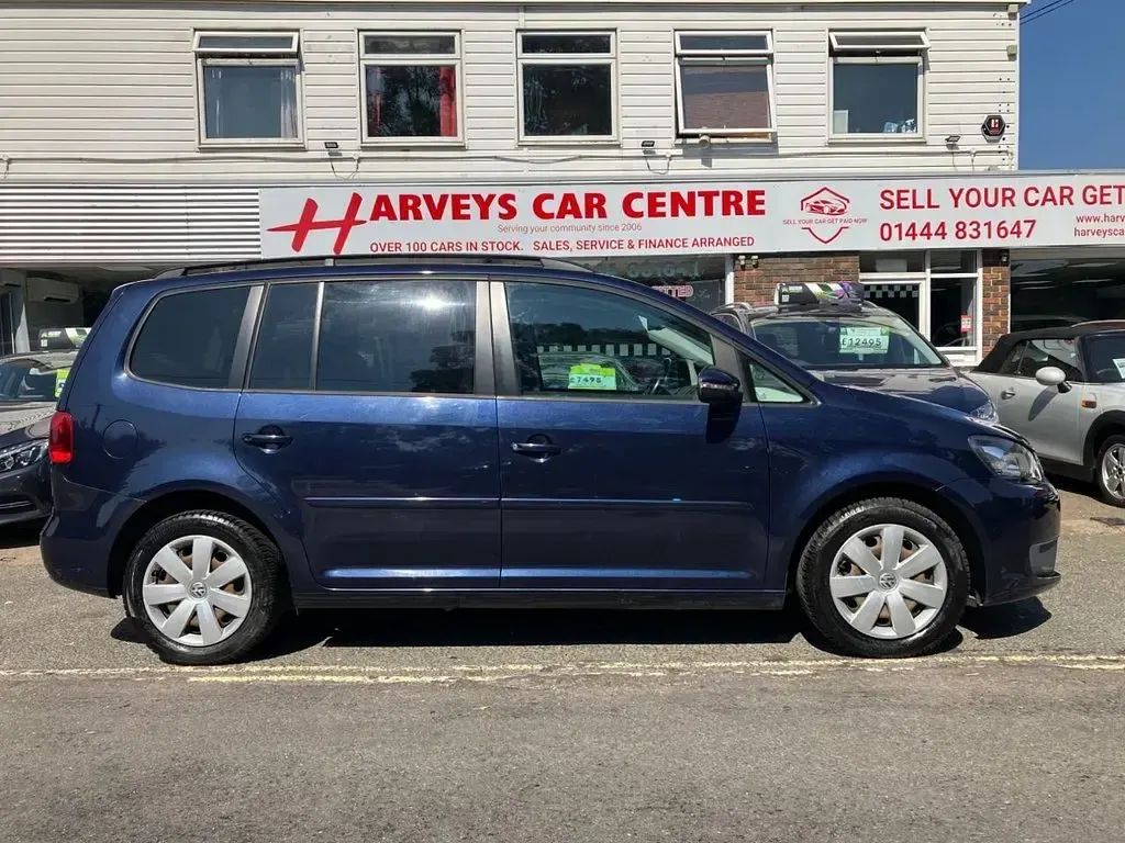 Used VW Touran SEL 150 HP (110 kW) 2016 Blue MPV