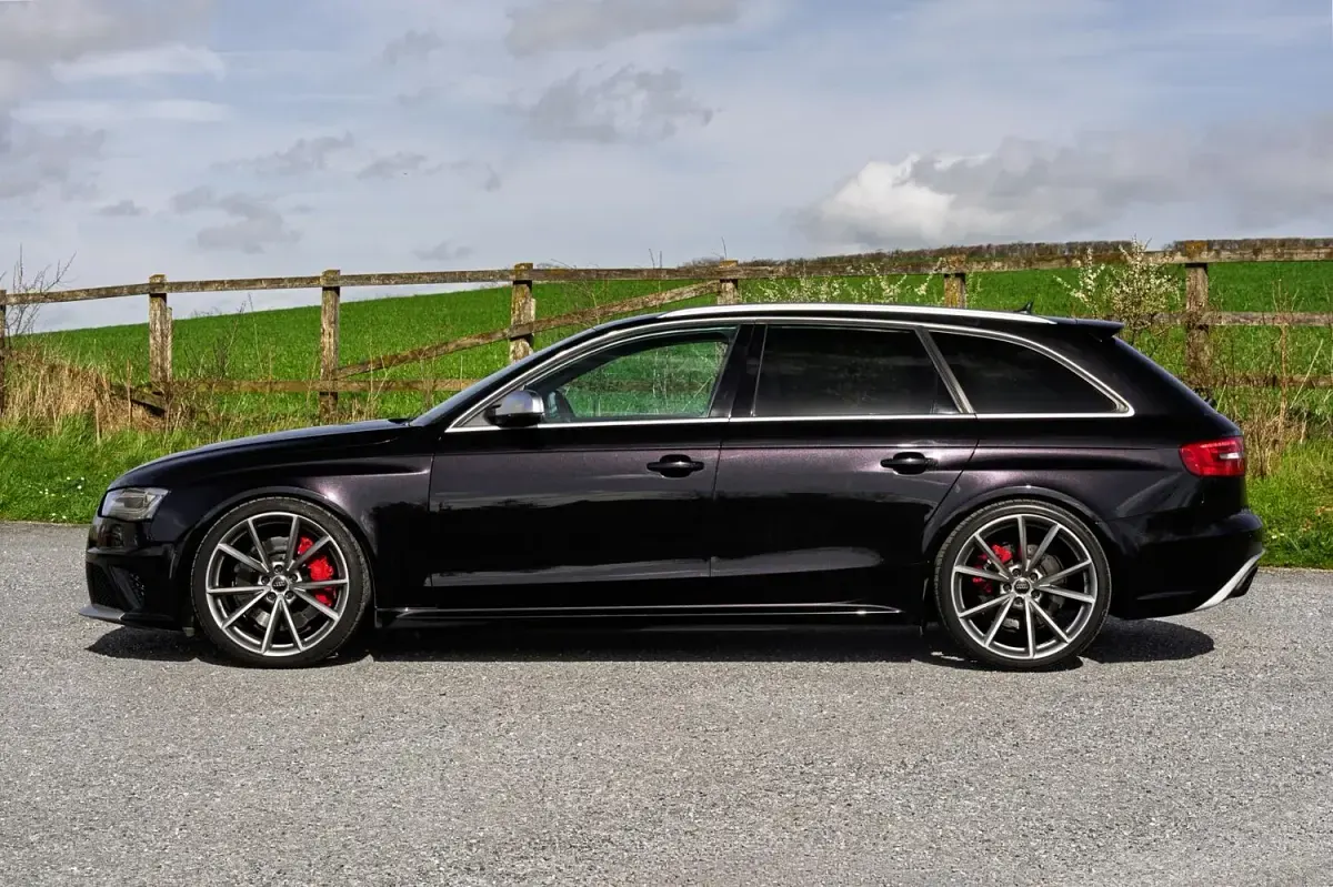 Used Audi RS4 Performance 450 HP (330 kW) 2014 Black Estate