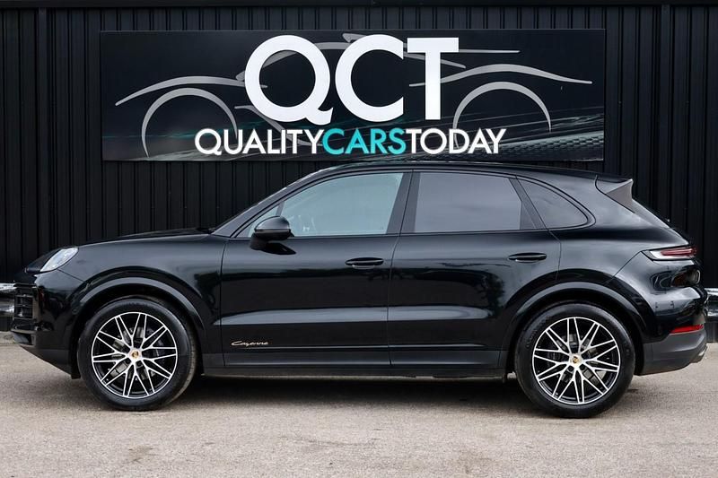 Used Porsche Cayenne 353 HP (259 kW) 2024 Black SUV