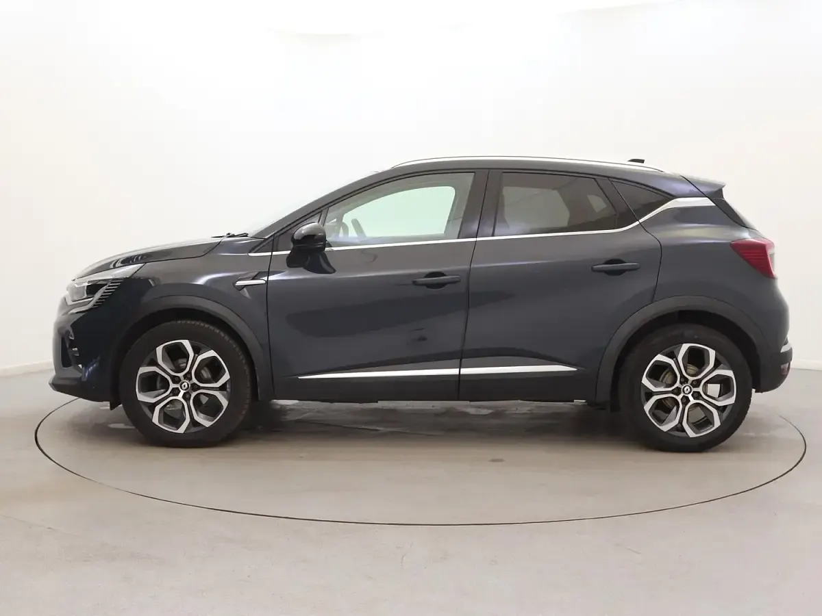 Used Renault Captur Techno 91 HP (66 kW) 2023 Blue SUV