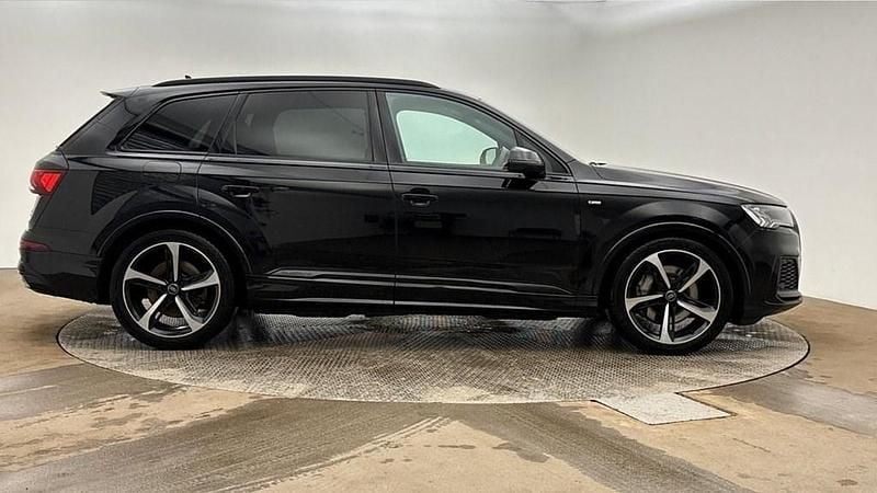 Used Audi Q7 Black Edition 340 HP (250 kW) 2020 Black SUV