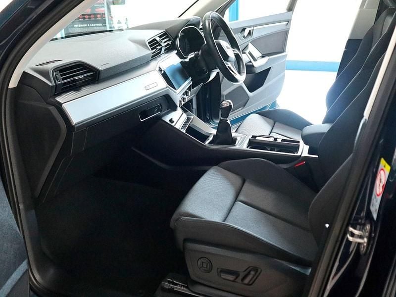 Used Audi Q3 Sport 150 HP (110 kW) 2019 Blue SUV
