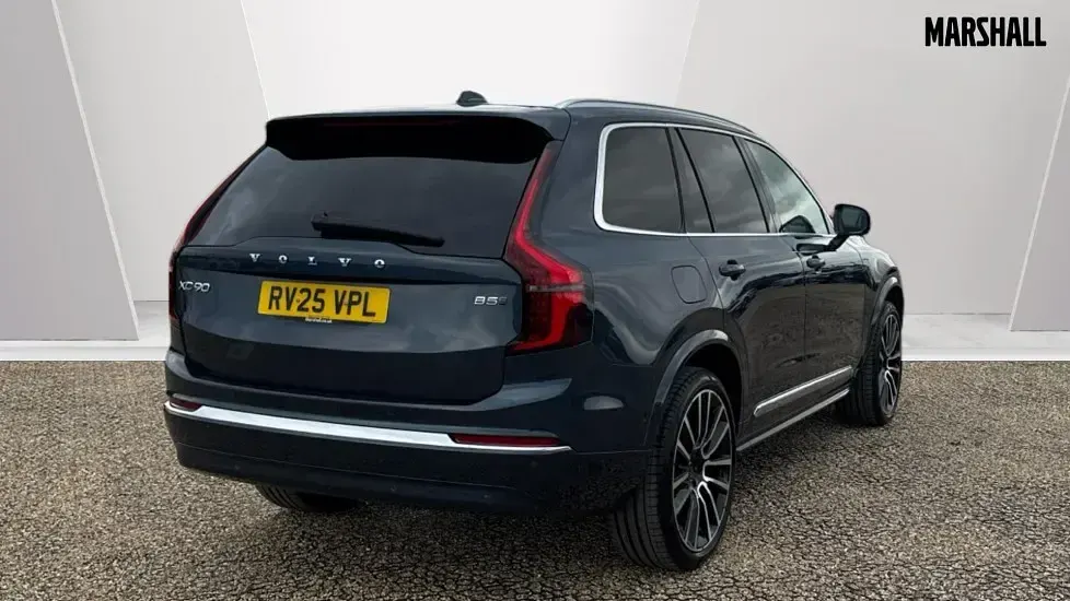 Used Volvo XC90 Ultra 250 HP (183 kW) 2025 Metallic  denim blue SUV