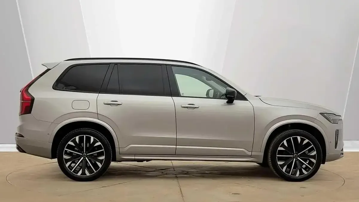 Used Volvo XC90 Ultra 2025 Silver SUV