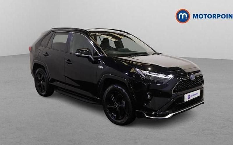 Usado Toyota RAV4 Design 306 HP (225 kW) 2026 SUV