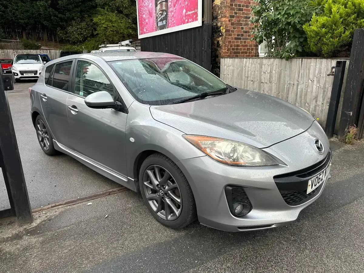 Used Mazda 3 Inclusive 182 HP (133 kW) 2012 Silver Hatchback
