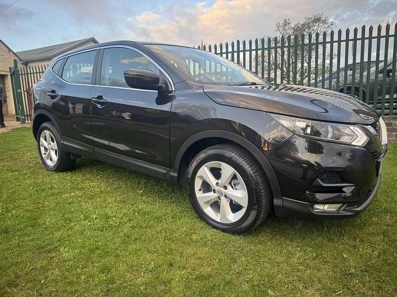 Black Used 2021 Nissan Qashqai Acenta Premium SUV | £12,790 (Super price) - Image 1/4