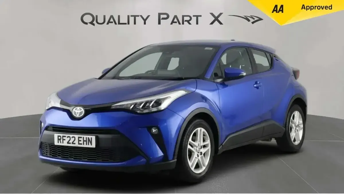 Used Toyota C-HR 122 HP (89 kW) 2022 Blue SUV