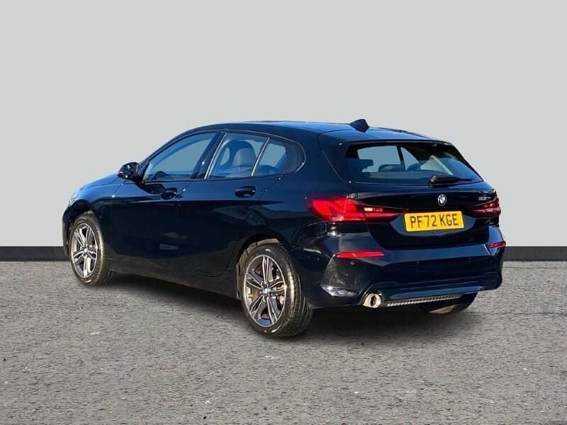 Used BMW 118 Sport Line 134 HP (98 kW) 2023 Black Hatchback