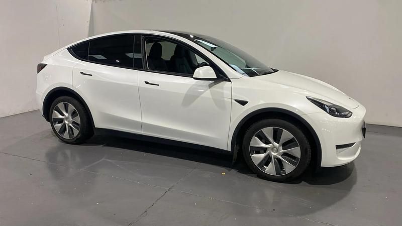 Used Tesla Model Y Long Range AWD 282 kW (384 HP) 2022 White SUV