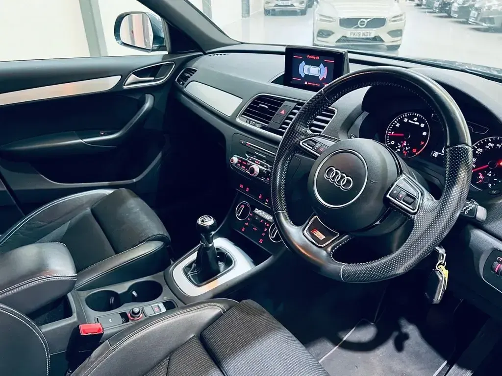 Used Audi Q3 S-Line 150 HP (110 kW) 2017 Blue SUV
