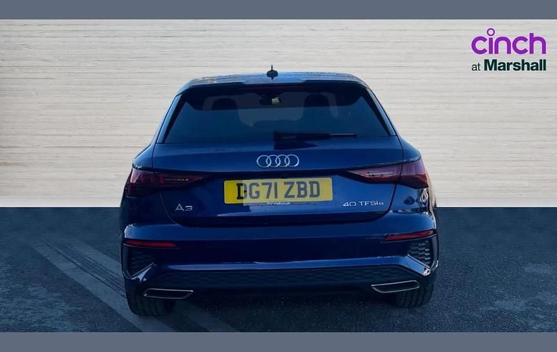 Used Audi A3 e-tron S-Line 200 HP (147 kW) 2022 Blue Hatchback