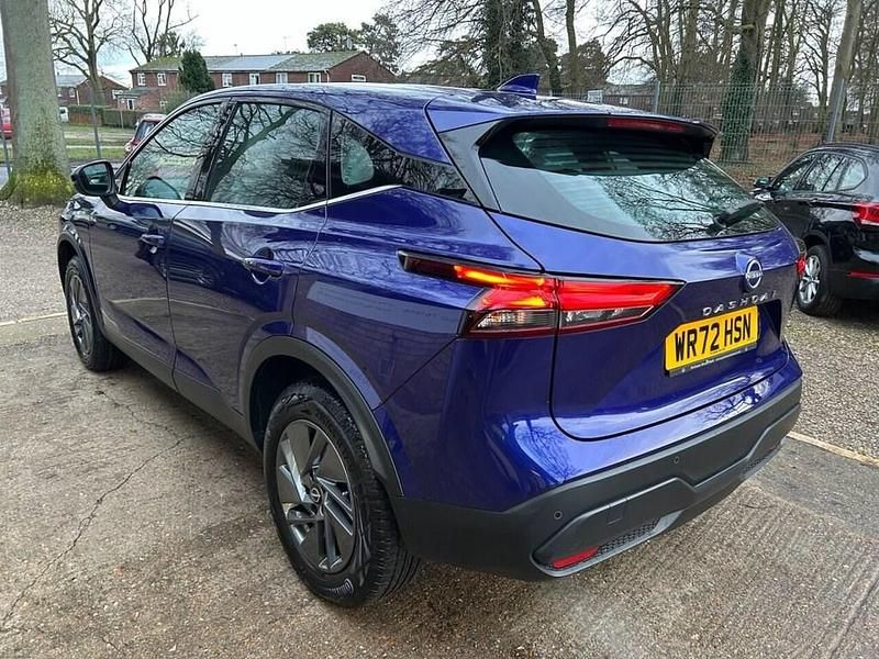Used Nissan Qashqai Acenta Premium 2022 Blue SUV