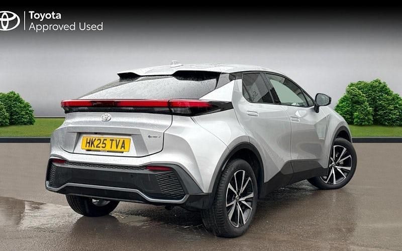 Used Toyota C-HR Design 140 HP (102 kW) 2025 Silver SUV