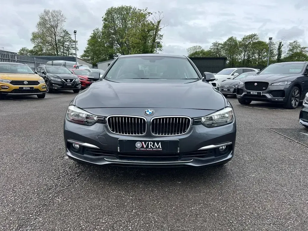 Used BMW 320 Luxury Line 184 HP (135 kW) 2015 Grey Sedan