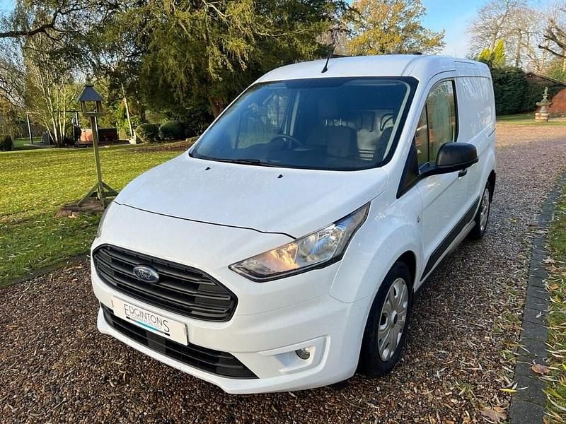 Used Ford Transit Connect Trend 100 HP (73 kW) 2018 White MPV