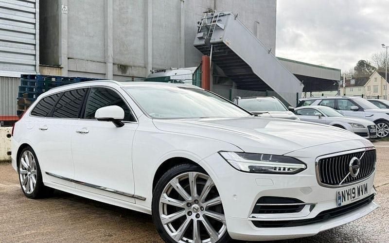 Used Volvo V90 Inscription 390 HP (286 kW) 2019 White Estate