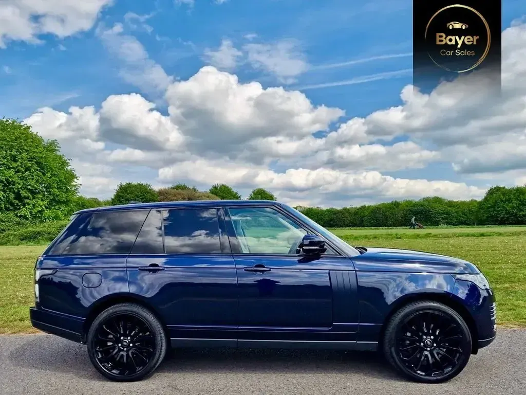 Used Land Rover Range Rover Vogue 275 HP (202 kW) 2019 Blue SUV