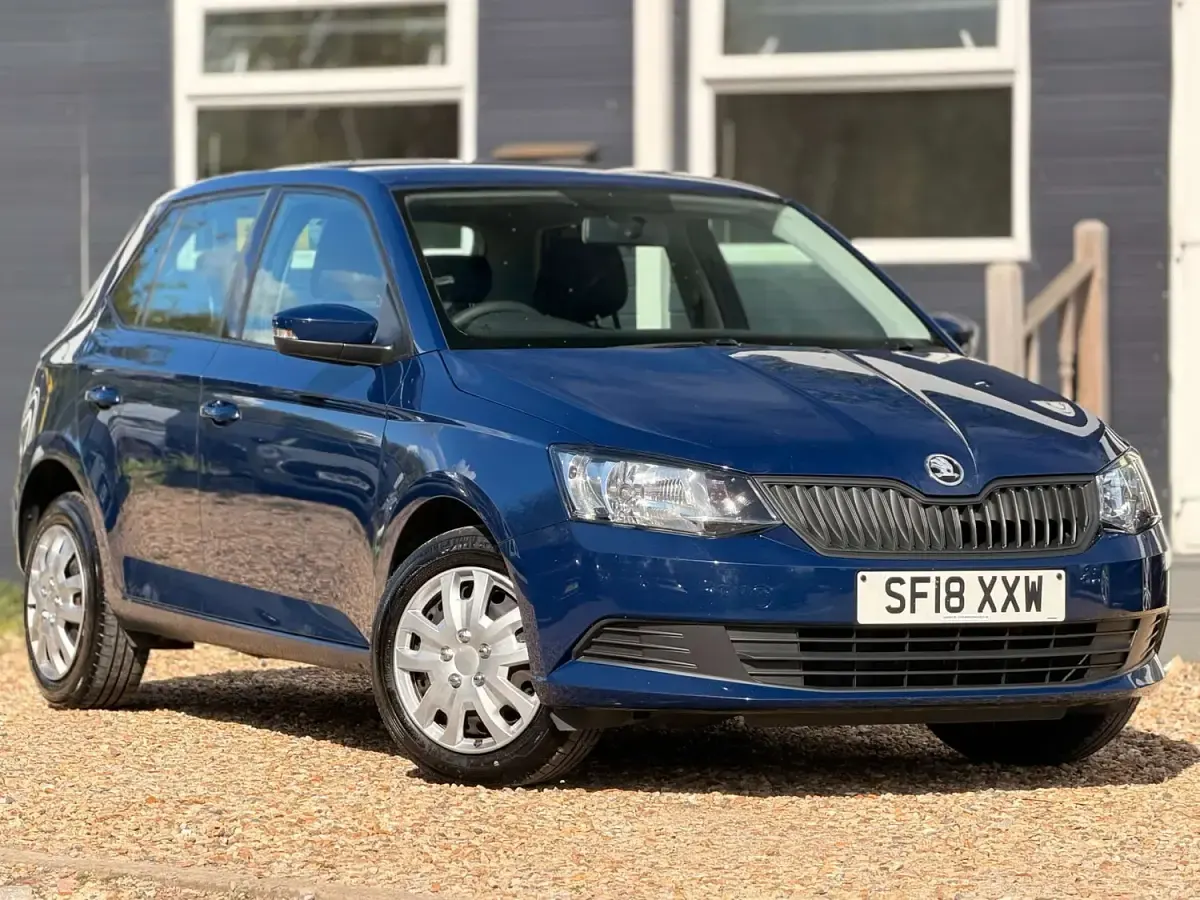 Used Skoda Fabia 60 HP (44 kW) 2018 Blue Hatchback