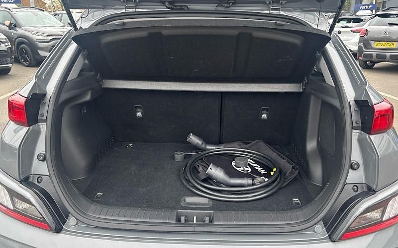 Used Hyundai Kona Premium 100 kW (136 HP) 2022 SUV