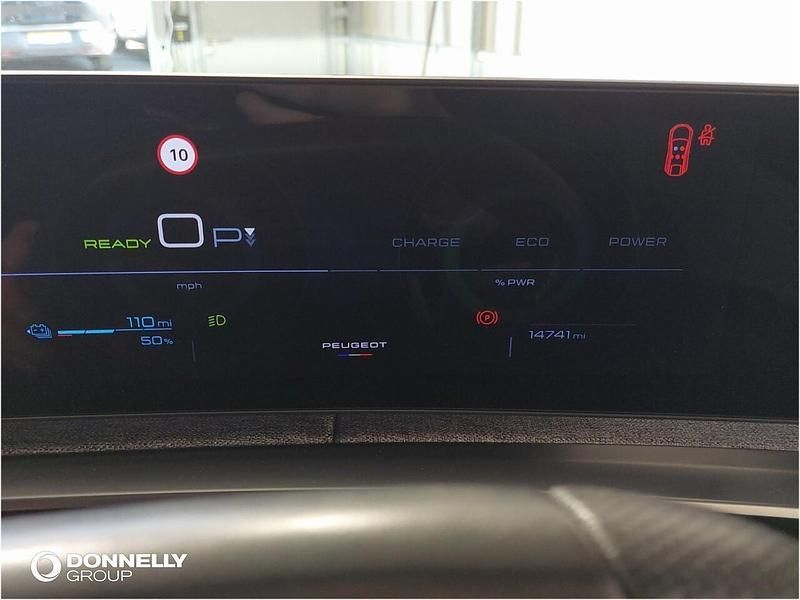 Used Peugeot e-3008 GT 152 kW (207 HP) 2024 White SUV