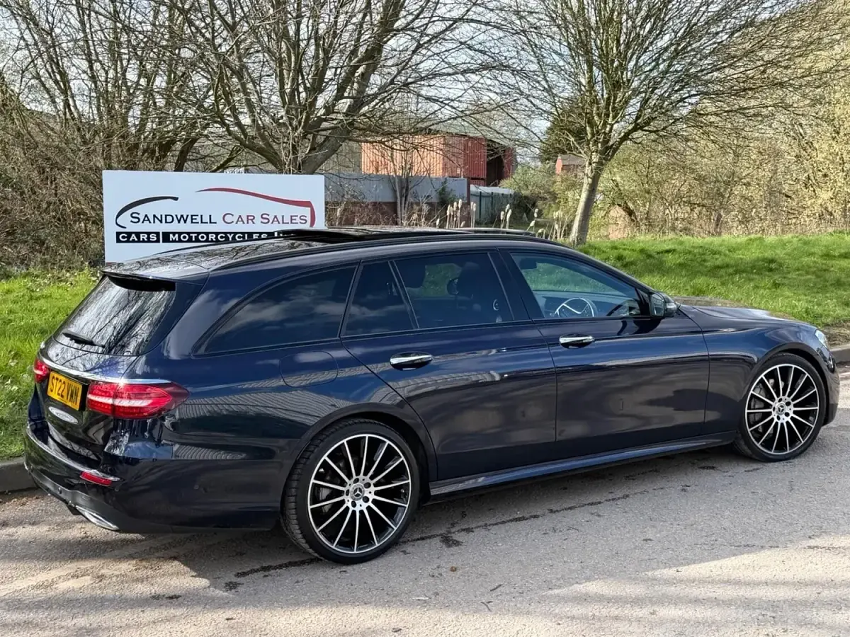 Used Mercedes E220 AMG line 2022 Blue Estate