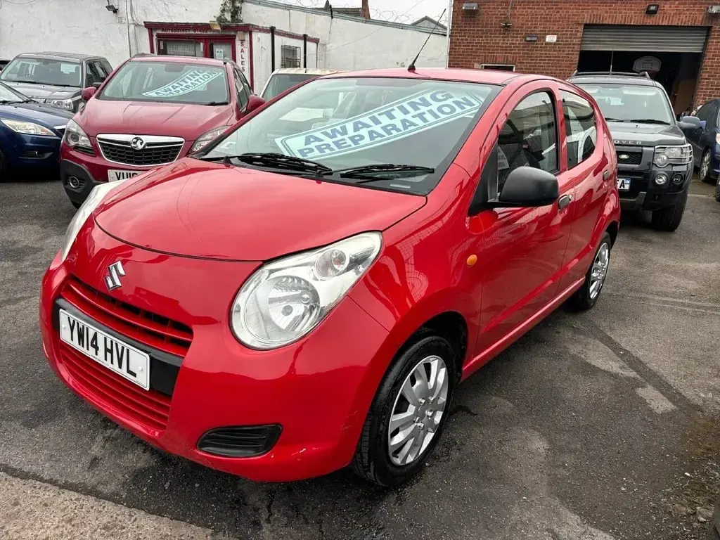 Used Suzuki Alto 68 HP (50 kW) 2014 Red Hatchback