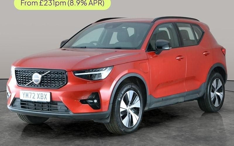 Used Volvo XC40 Plus 211 HP (155 kW) 2023 Red SUV