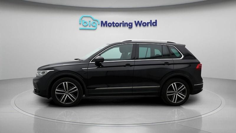 Used VW Tiguan Elegance 148 HP (108 kW) 2020 Black SUV