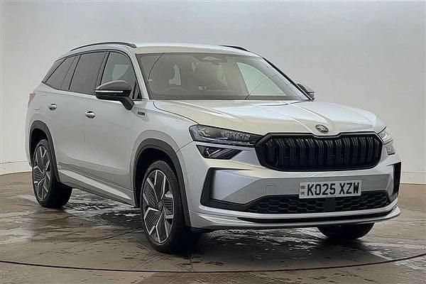 Brilliant silver metallic Used 2025 Skoda Kodiaq SportLine SUV | £34,999 (A bit pricey) - Image 1/4