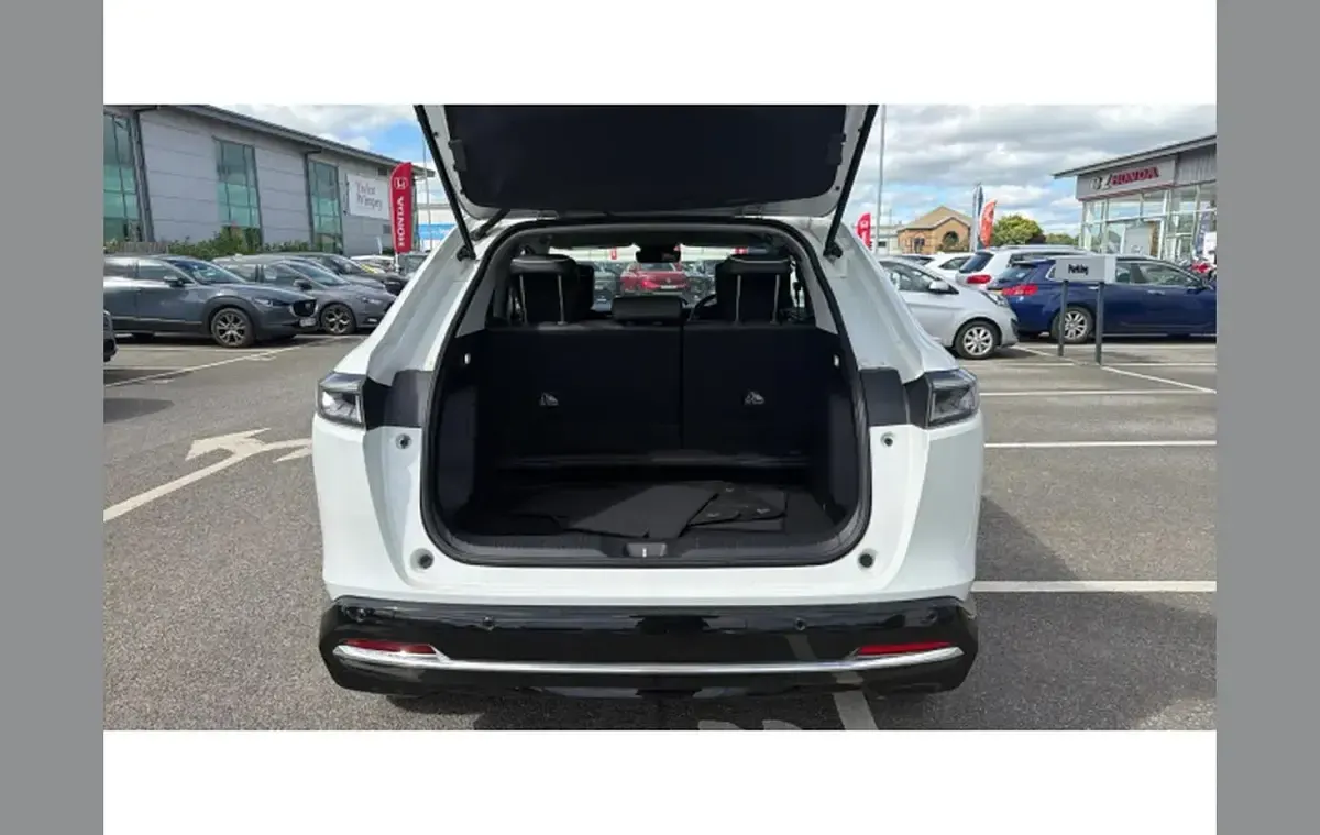 Used Honda e:Ny1 Elegance 150 kW (204 HP) 2024 White SUV