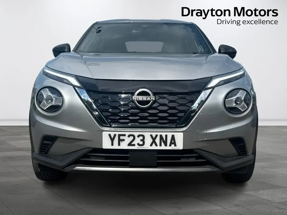 Used Nissan Juke N-Connecta 143 HP (105 kW) 2023 Silver SUV