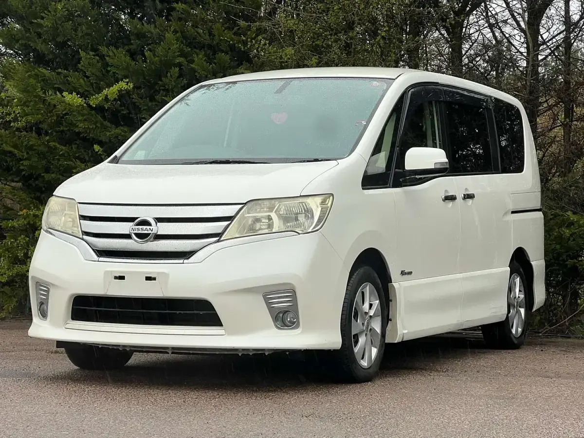 Used Nissan Serena S 2012 White MPV