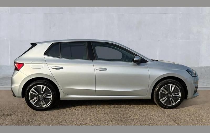 Used Skoda Fabia SE L 110 HP (80 kW) 2023 Brilliant silver metallic Hatchback