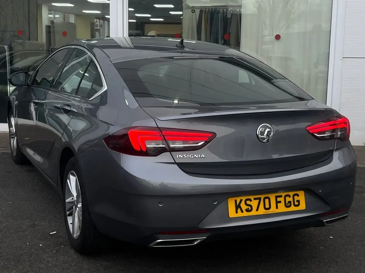 Used Vauxhall Insignia SRi 174 HP (127 kW) 2020 Grey Hatchback