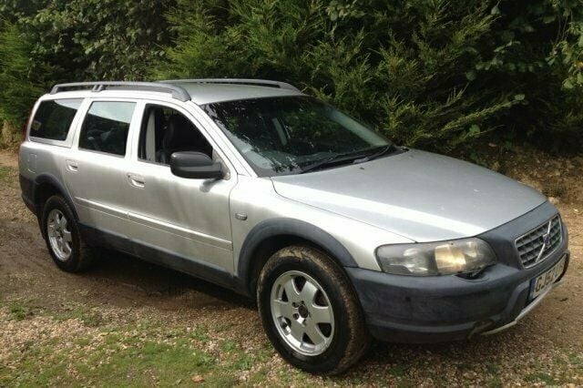Used 2002 Volvo XC70 SUV | £4,195 - Image 1/4