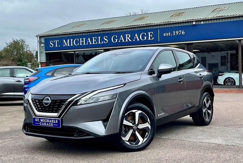 Used Nissan Qashqai Acenta Premium 190 HP (139 kW) 2022 Grey SUV