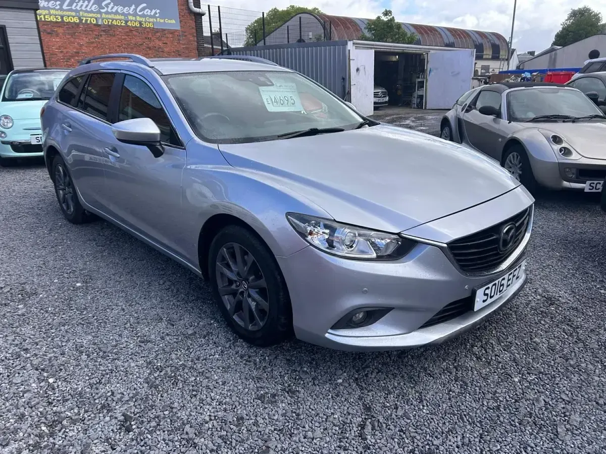 Usado Mazda 6 150 HP (110 kW) 2016 Prateado Carrinha