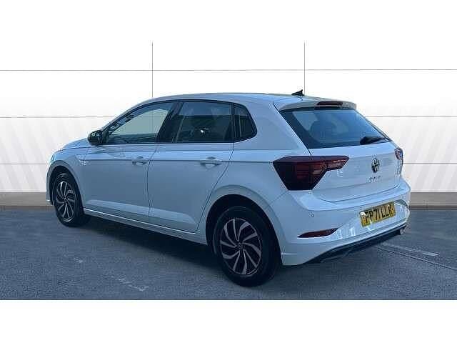 Used VW Polo Life 95 HP (69 kW) 2021 White Hatchback