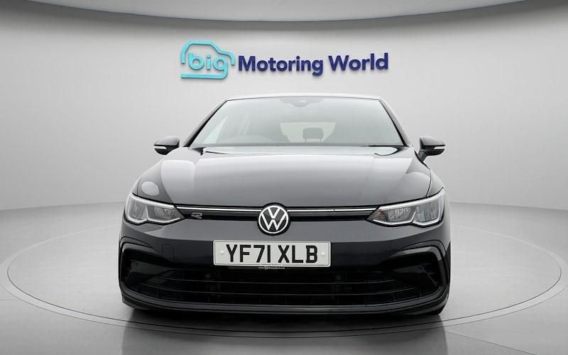 Used VW Golf VIII R-line 131 HP (96 kW) 2024 Hatchback