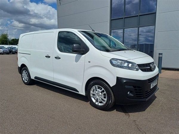 White Used 2021 Vauxhall Vivaro S Van | £14,394 (Fair price) - Image 1/1