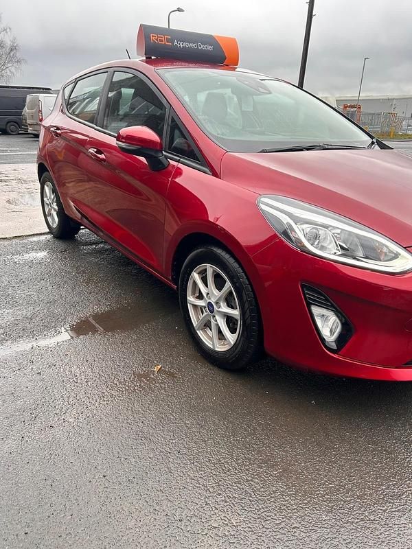 Used Ford Fiesta Zetec 2019 Red Hatchback