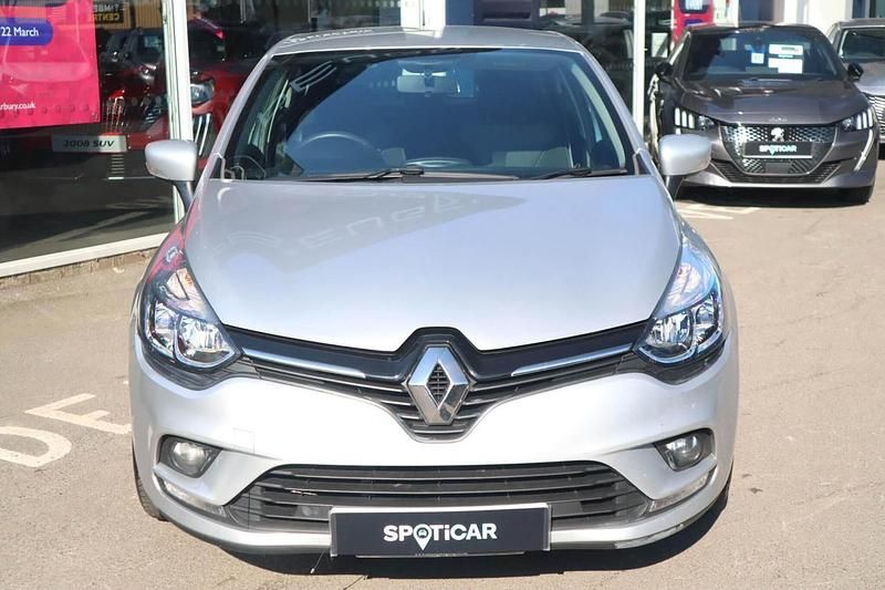 Used Renault Clio IV Play 89 HP (65 kW) 2019 Silver Hatchback