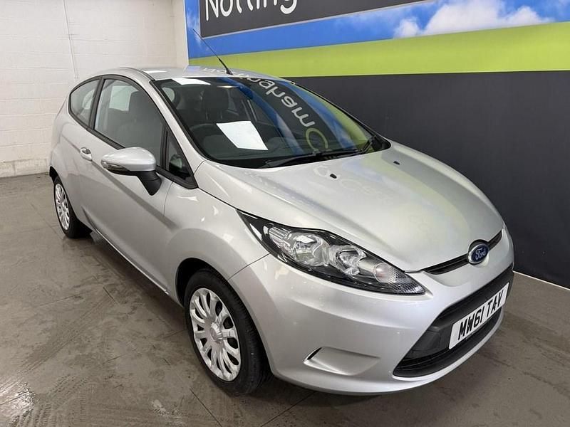 Used Ford Fiesta Style 82 HP (60 kW) 2012 Silver Hatchback