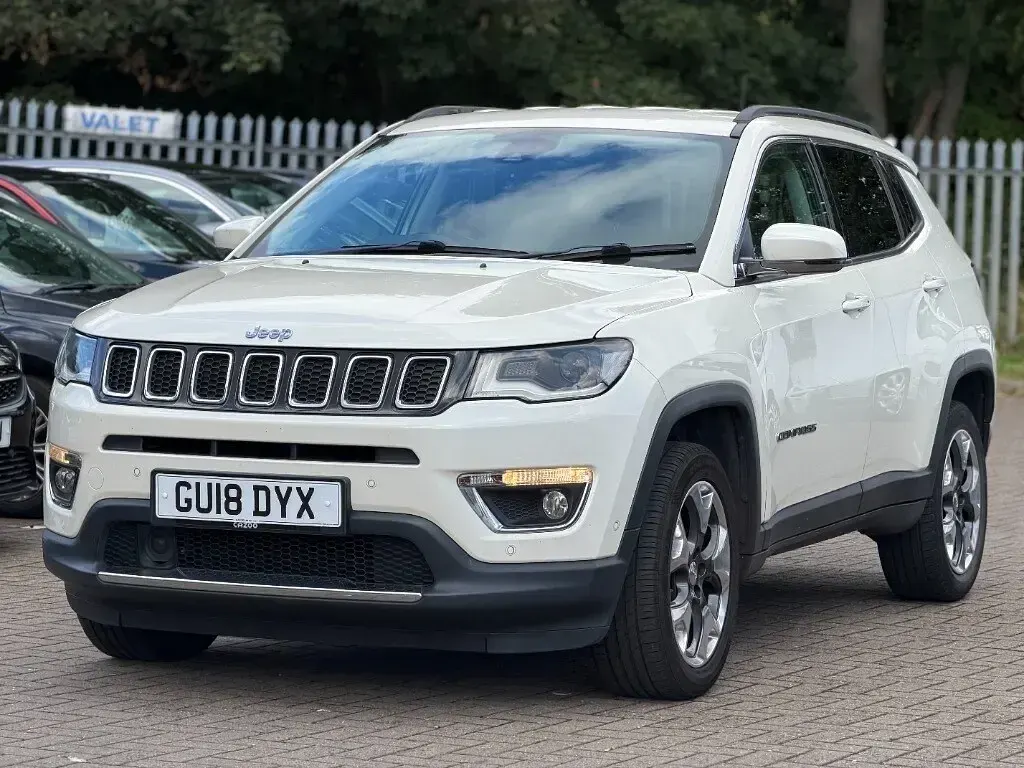 Used Jeep Compass Limited 170 HP (125 kW) 2018 White SUV